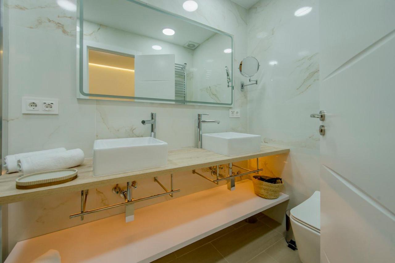 Suara Apartamentos 3 Madrid Extérieur photo